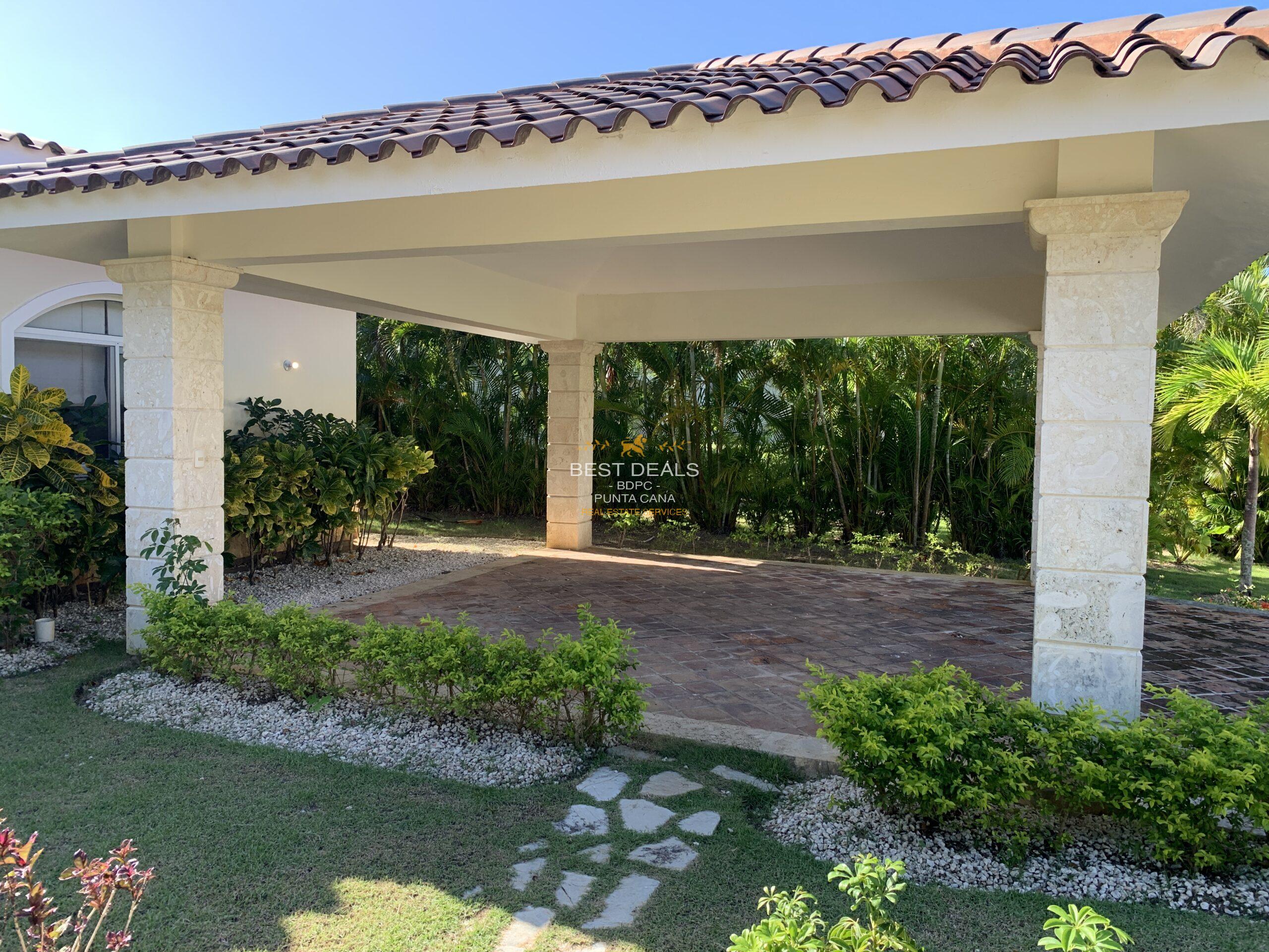 Beautiful House in Cocotal , golf view, big pool 5