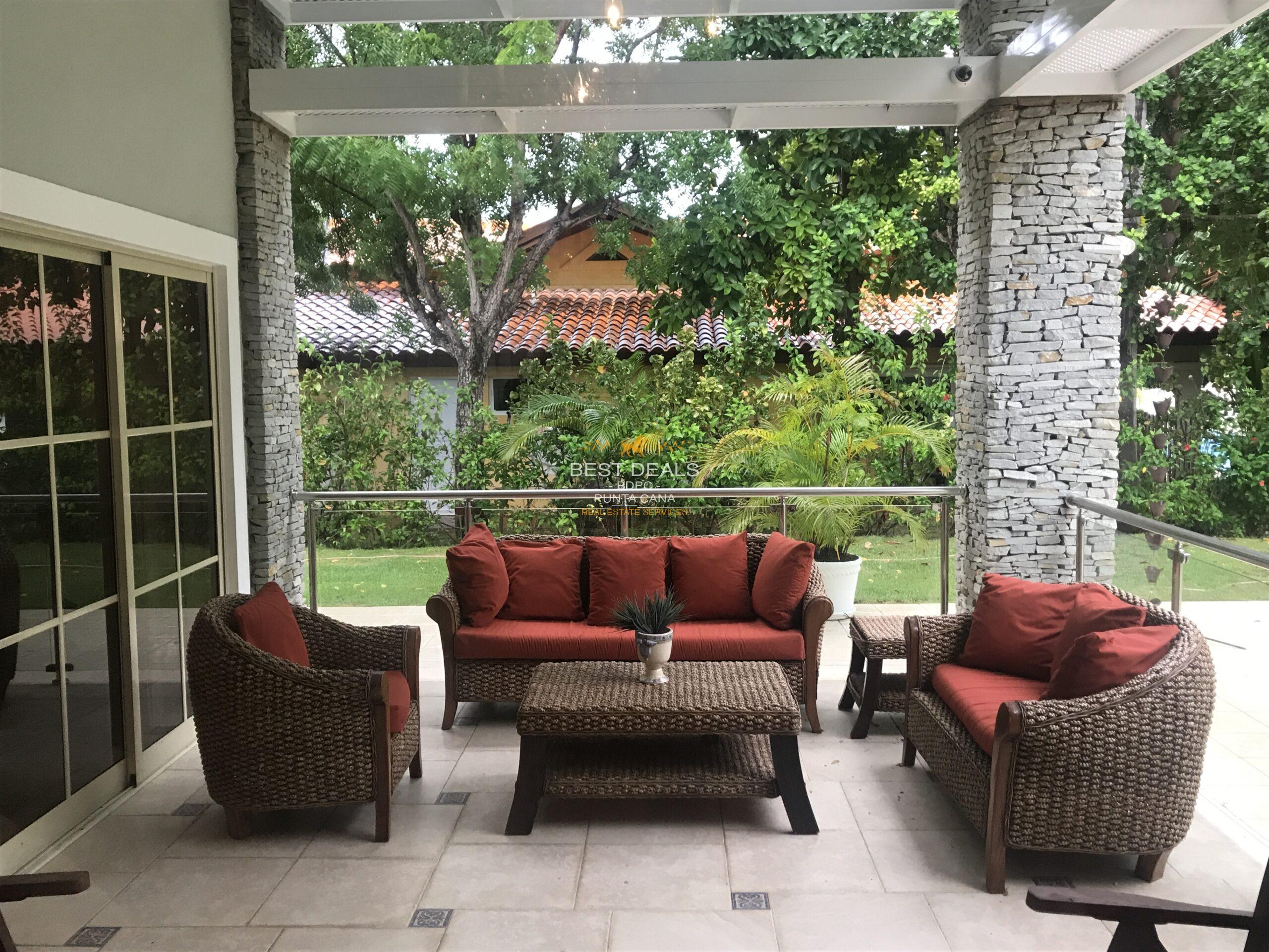 Beautiful villa in Cocotal. GUEST HOUSE
