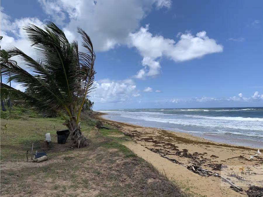 For sale – Breathtaking Beach property for a touristic project 4