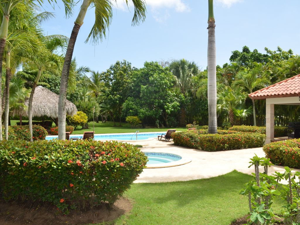 Large villa with pool for Sale Cocotal Golf & Country Club 4